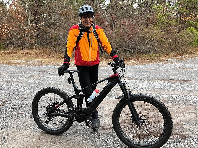 Manorville Hills Dennis eMtnBike